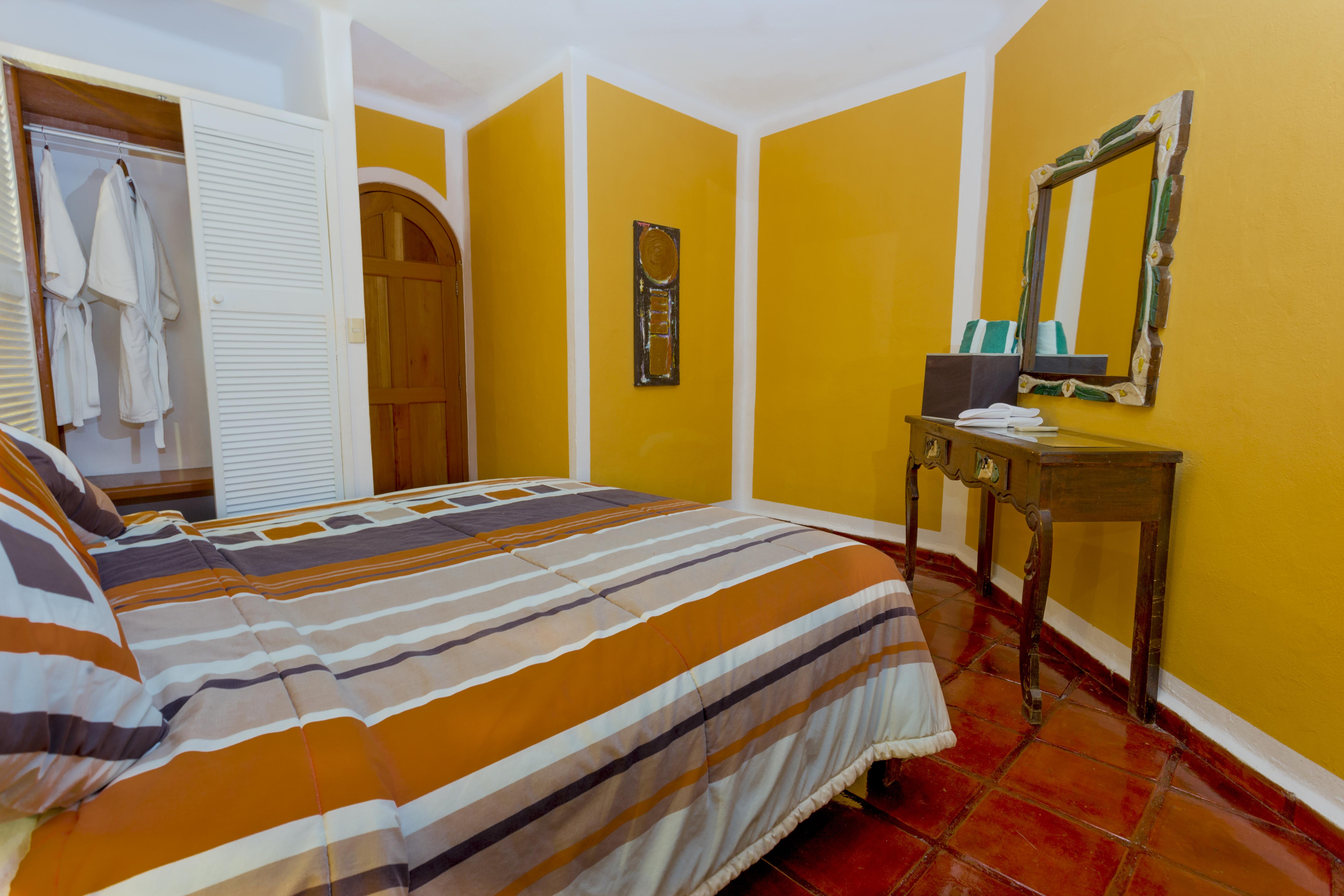 Alma Y Mar Apart Hotel 5Th Av Плая-дель-Кармен Экстерьер фото