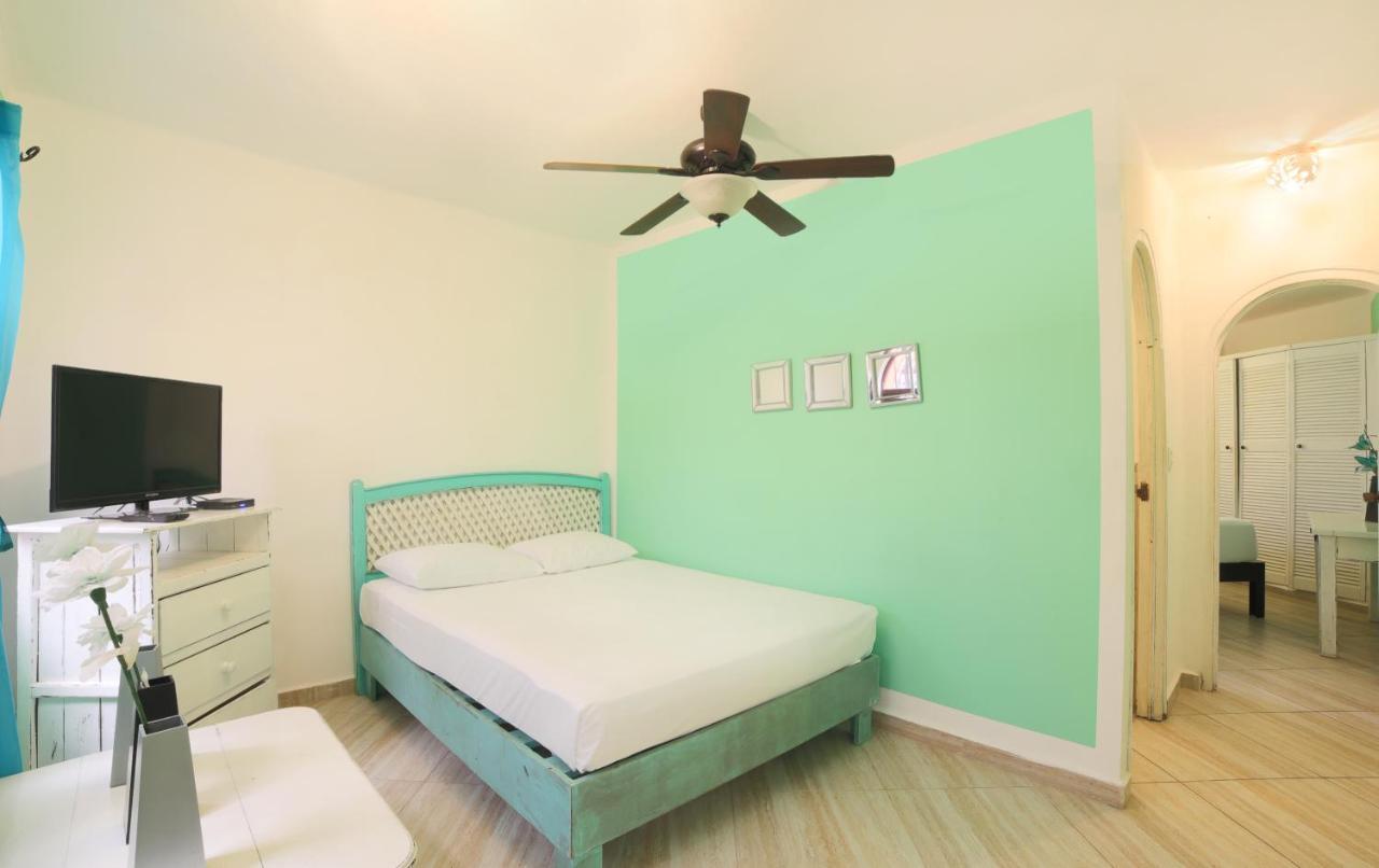 Alma Y Mar Apart Hotel 5Th Av Плая-дель-Кармен Экстерьер фото