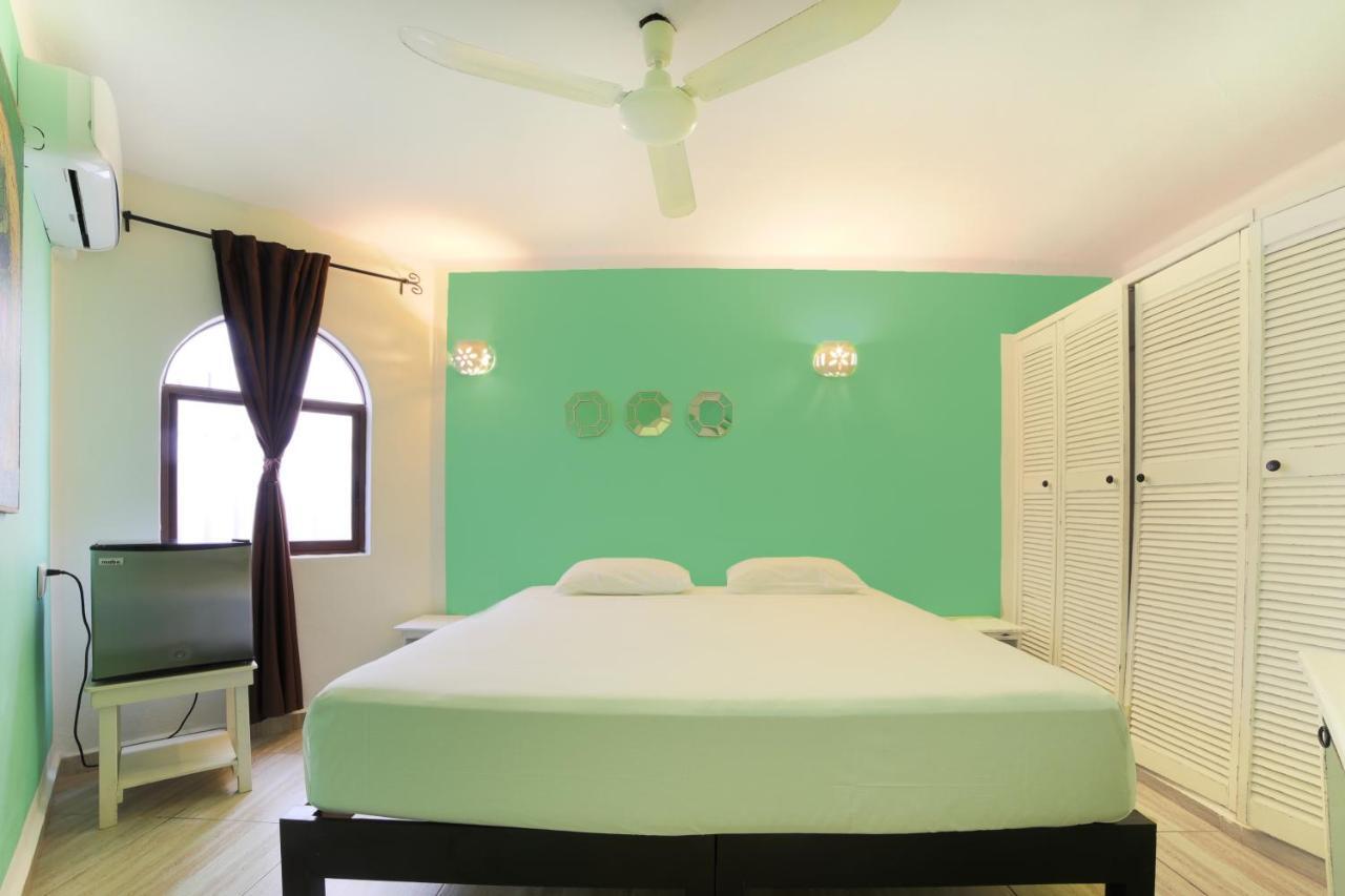 Alma Y Mar Apart Hotel 5Th Av Плая-дель-Кармен Экстерьер фото