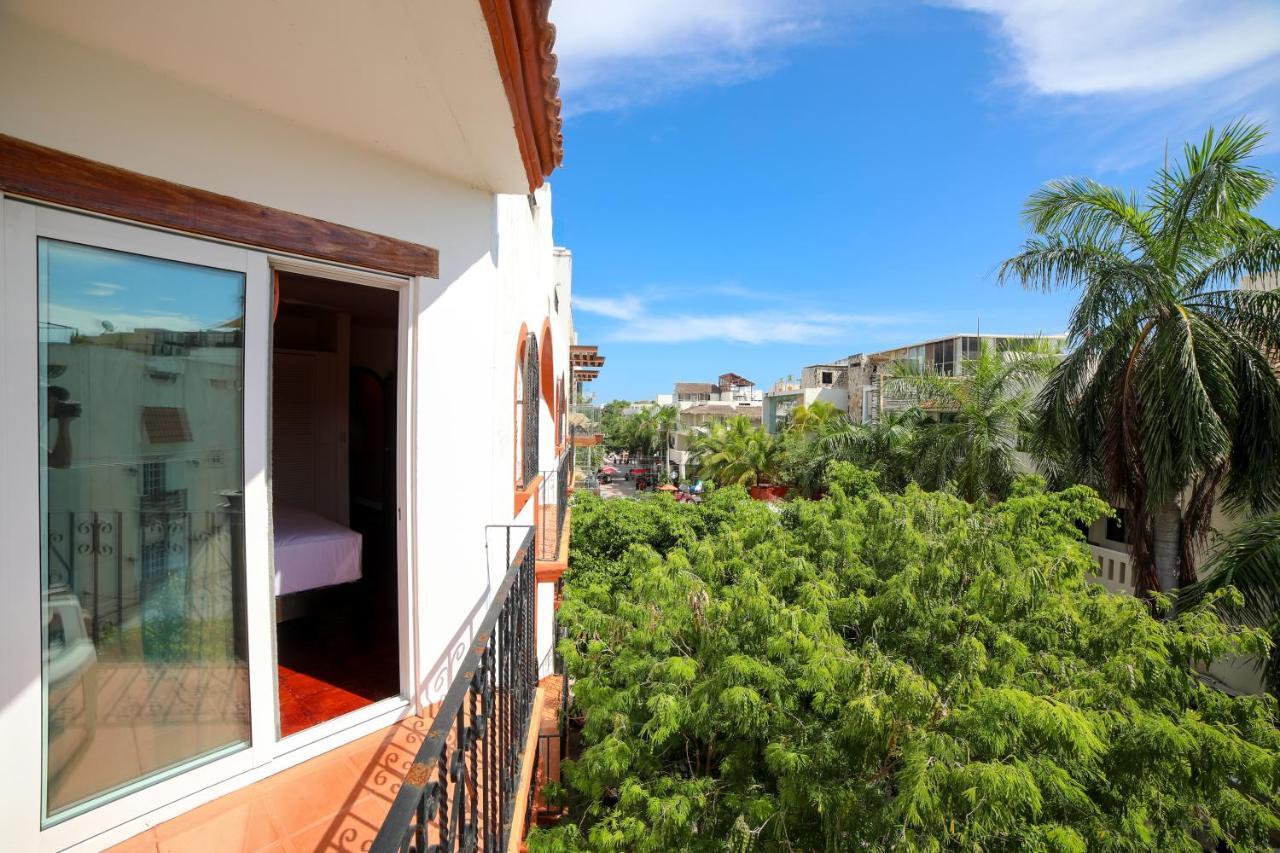 Alma Y Mar Apart Hotel 5Th Av Плая-дель-Кармен Экстерьер фото